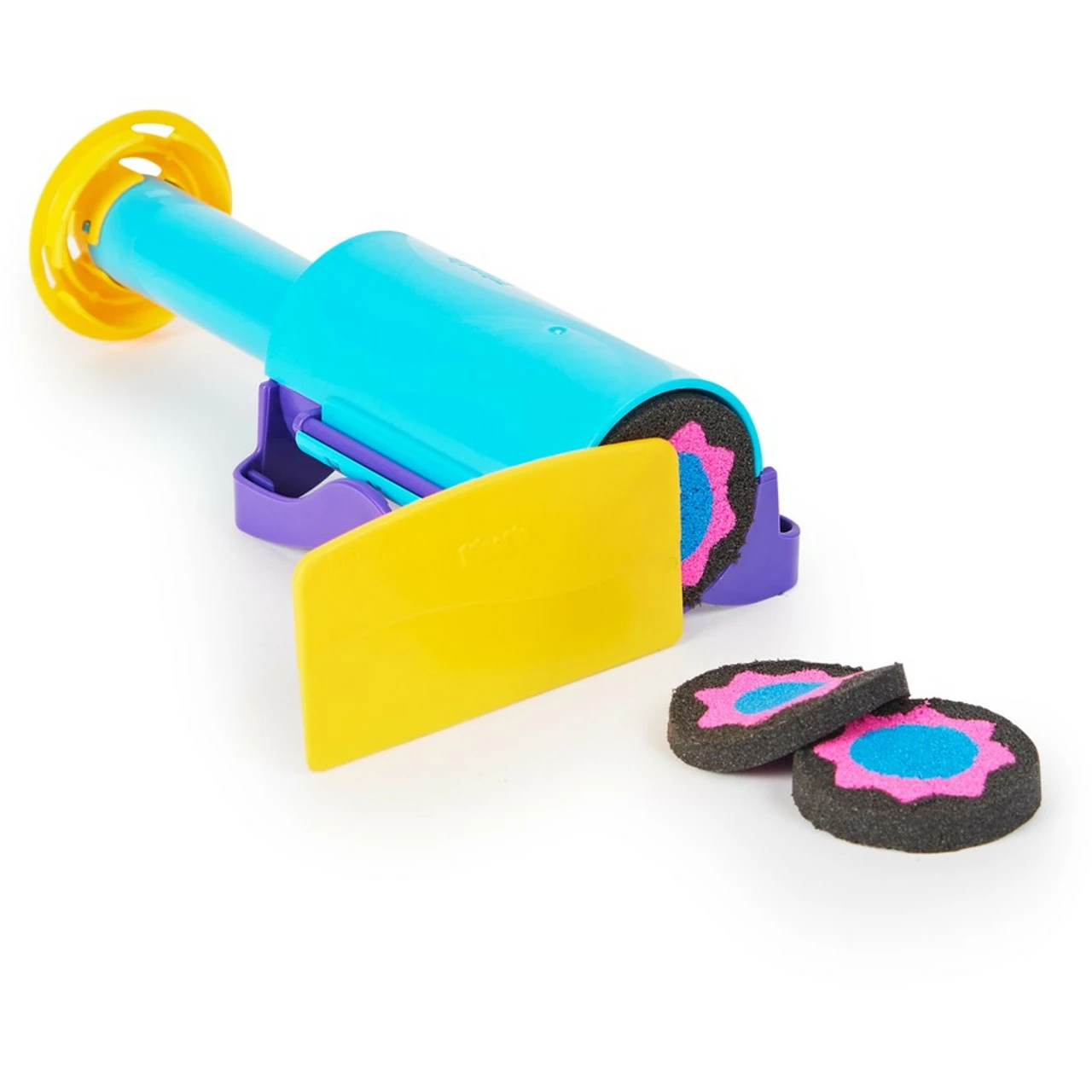 Kinetic Sand Slice N' Surprise - Image 4