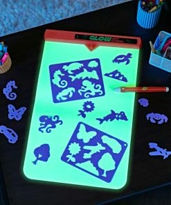Crayola Glow Art Studio